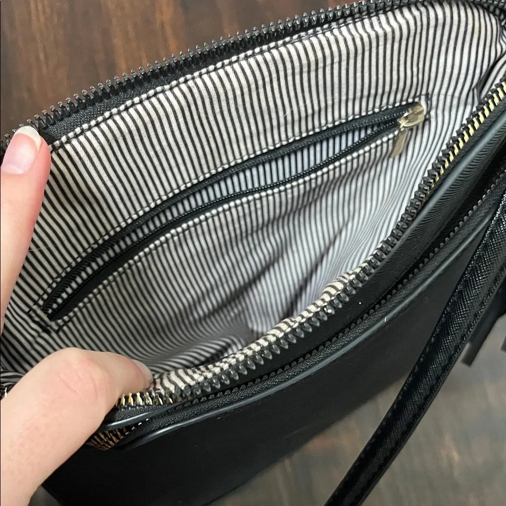 Elegant Black Crossbody Bag